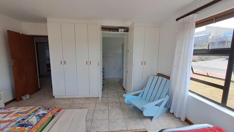 4 Bedroom Property for Sale in Jongensfontein Western Cape